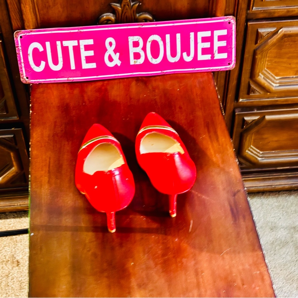 Red Beautiful Nine West heels